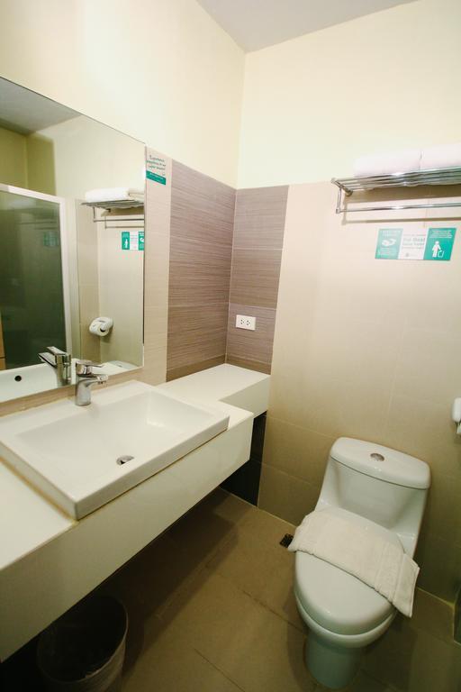 Go Hotels Dumaguete Dumaguete City Bagian luar foto